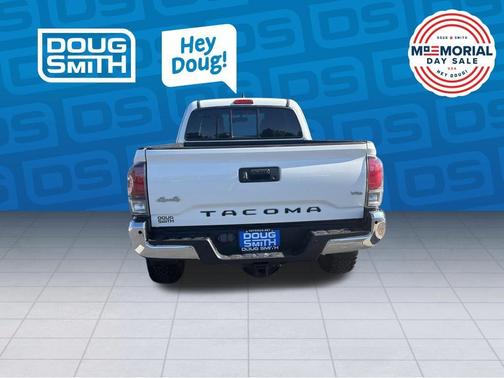 Super White 2017 Toyota Tacoma SR5