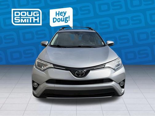 Silver Sky Metallic 2018 Toyota RAV4 XLE