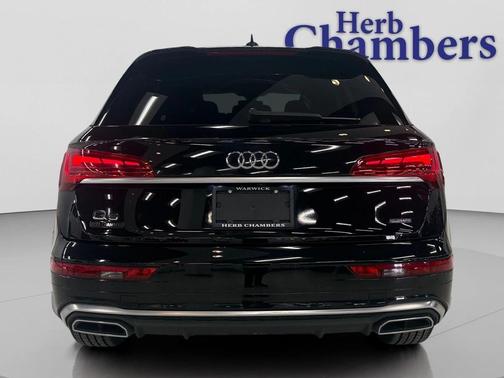 2023 Audi Q5 45 S line Premium