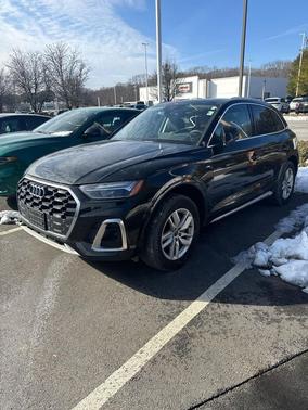 2023 Audi Q5 45 S line Premium