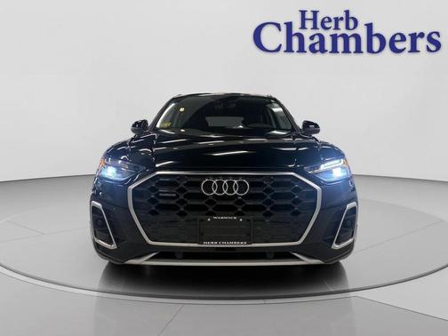 2023 Audi Q5 45 S line Premium