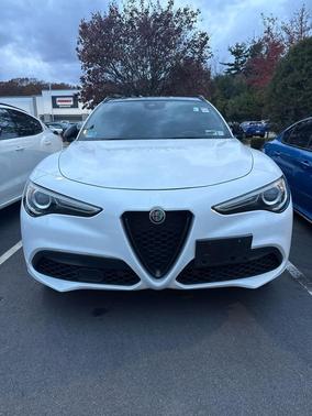 2022 Alfa Romeo Stelvio Ti