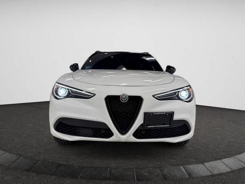 2022 Alfa Romeo Stelvio Ti