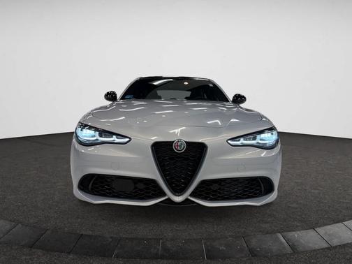 2024 Alfa Romeo Giulia AWD