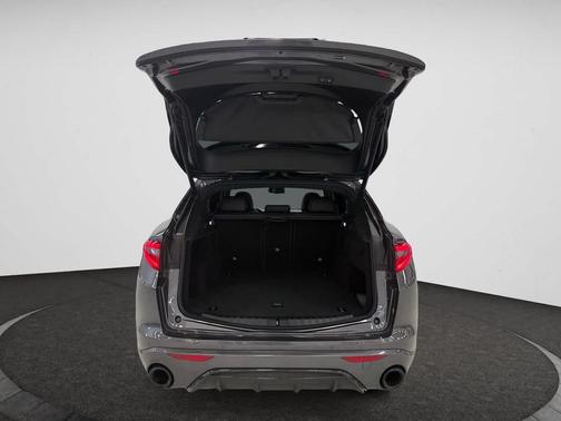 2022 Alfa Romeo Stelvio Ti