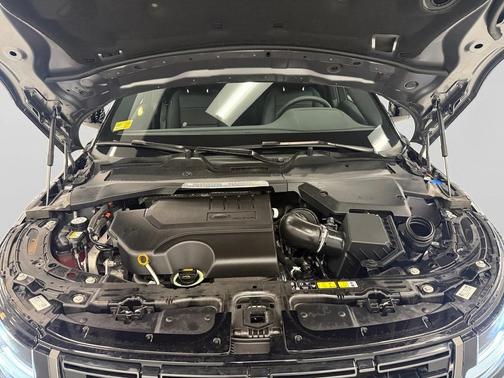 2024 Land Rover Range Rover Evoque Dynamic SE