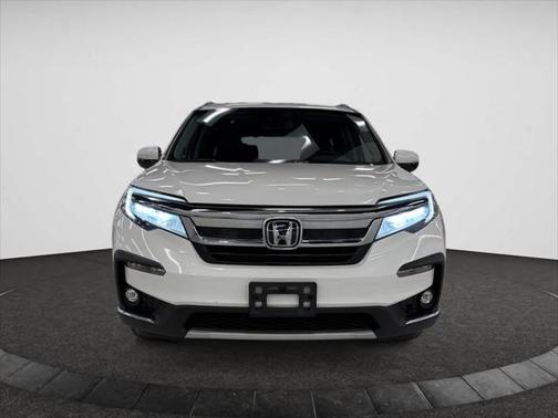2021 Honda Pilot Touring 8-Passenger