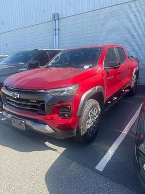 Radiant Red Tintcoat 2023 Chevrolet Colorado Z71