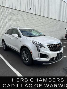 2022 Cadillac XT5 Premium Luxury