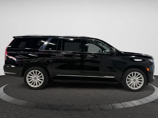 2022 Cadillac Escalade ESV Luxury
