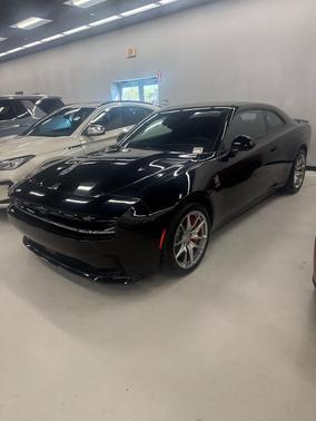 Diamond Black Crystal Pearlcoat 2024 Dodge Charger Daytona Scat Pack