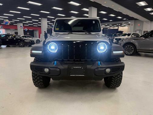 Silver Zynith Clearcoat 2023 Jeep Wrangler 4xe Base