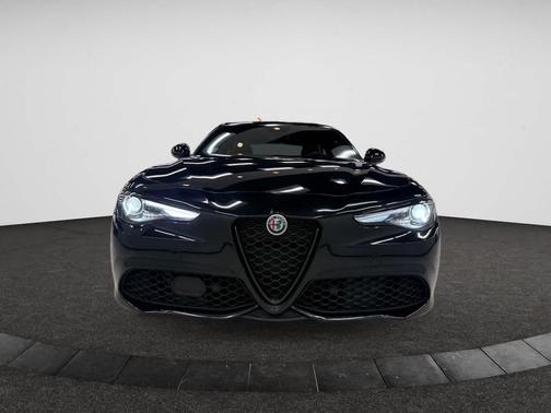 2022 Alfa Romeo Giulia Veloce