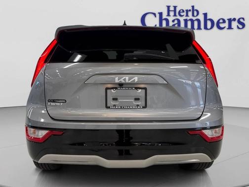 Steel Gray 2024 Kia Niro EV Wind