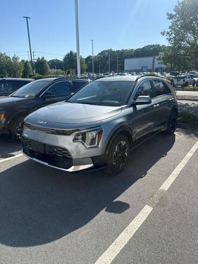 Steel Gray 2024 Kia Niro EV Wind