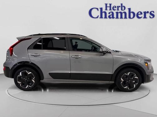 Steel Gray 2024 Kia Niro EV Wind