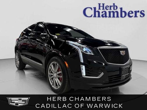 Stellar Black Metallic 2022 Cadillac XT5 Sport