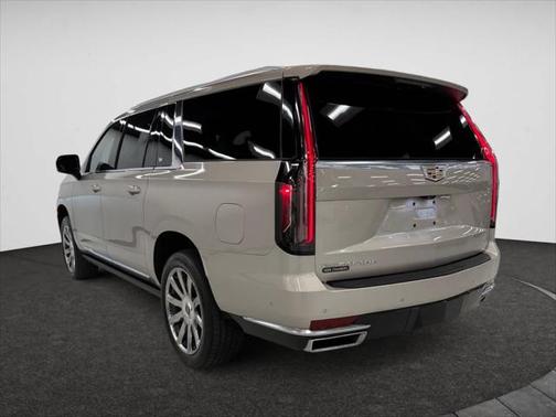 2022 Cadillac Escalade ESV Premium Luxury Platinum