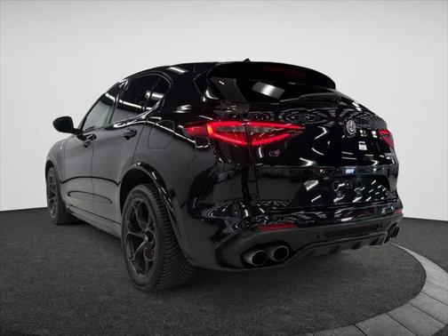 2019 Alfa Romeo Stelvio Quadrifoglio