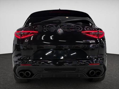 2019 Alfa Romeo Stelvio Quadrifoglio