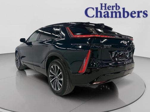 2024 Cadillac LYRIQ Sport