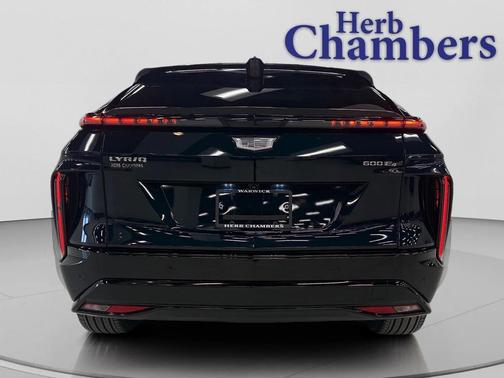 2024 Cadillac LYRIQ Sport