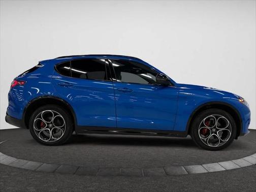 2024 Alfa Romeo Stelvio Veloce AWD