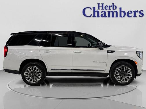 2023 GMC Yukon Denali Ultimate