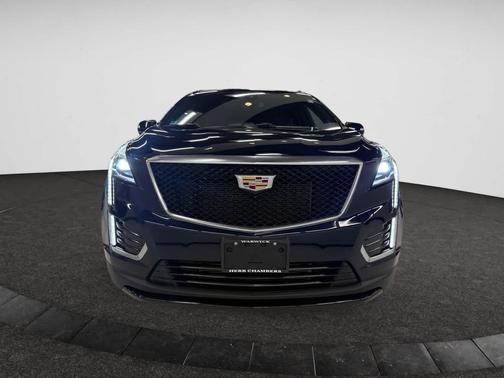 2022 Cadillac XT5 Sport
