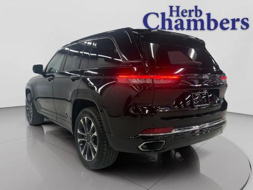 2022 Jeep Grand Cherokee 4xe Overland