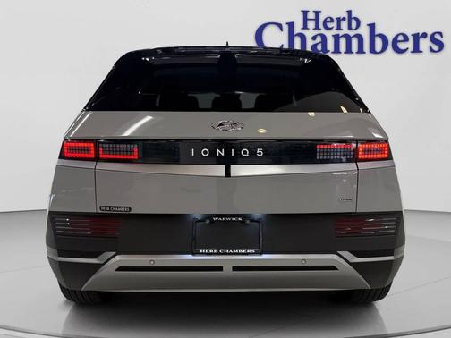 Cyber Gray 2024 Hyundai IONIQ 5 SE