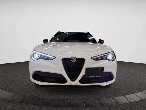 2022 Alfa Romeo Stelvio Ti