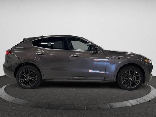 2024 Maserati Levante GT Ultima