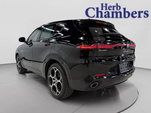 Alfa Black 2024 Alfa Romeo Tonale Veloce EAWD