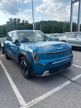 Ocean Blue 2024 Kia EV9 Wind