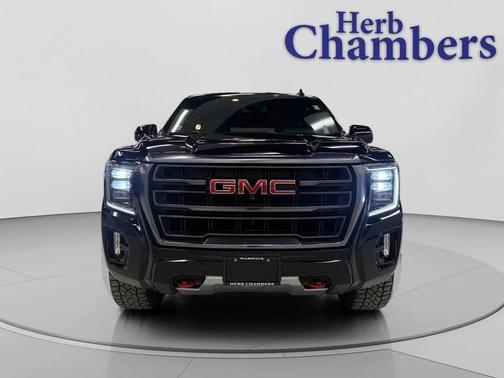 2023 GMC Yukon XL 4WD AT4