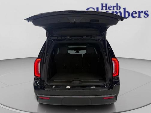 2023 GMC Yukon XL 4WD AT4