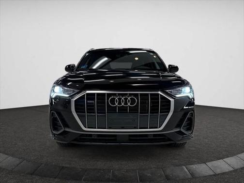 2023 Audi Q3 Premium 45 TFSI S line quattro Tiptronic