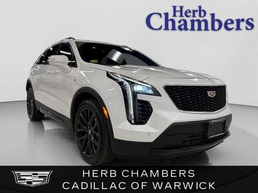 Crystal White Tricoat 2023 Cadillac XT4 Sport