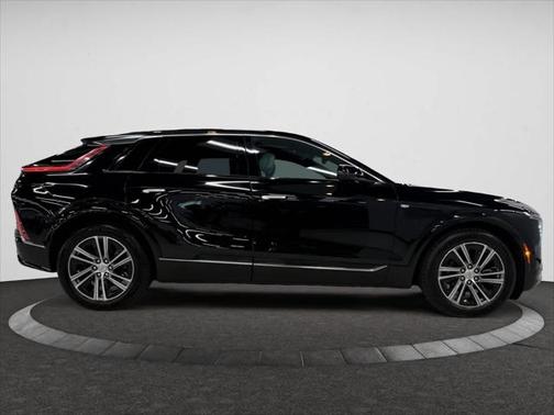 2024 Cadillac LYRIQ Luxury w/1SC