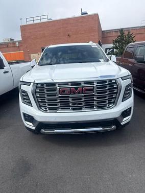 Summit White 2025 GMC Yukon XL Denali