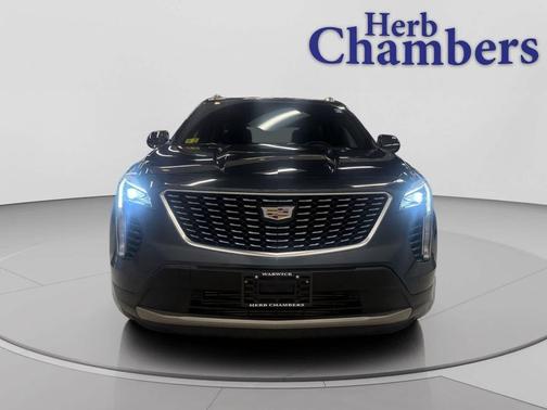 2020 Cadillac XT4 Premium Luxury