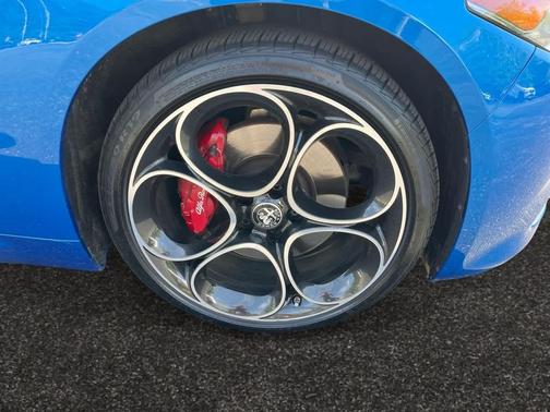 2022 Alfa Romeo Giulia Veloce