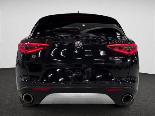 2018 Alfa Romeo Stelvio Ti