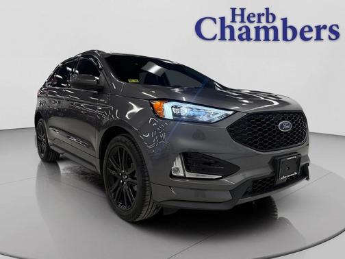 2022 Ford Edge ST Line