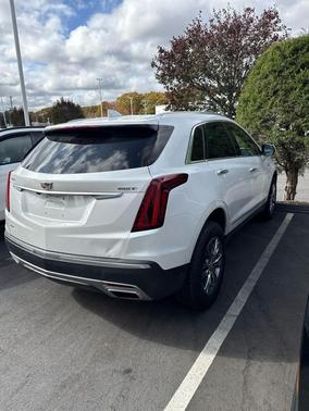 2022 Cadillac XT5 Premium Luxury