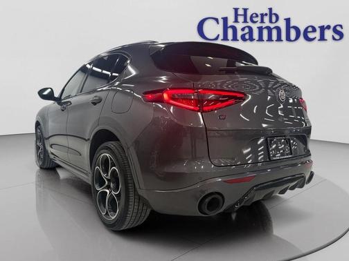 2022 Alfa Romeo Stelvio Ti