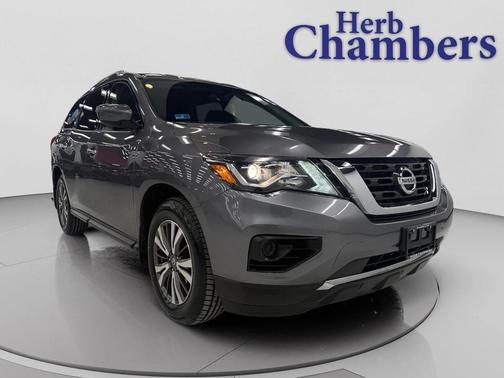 2017 Nissan Pathfinder S