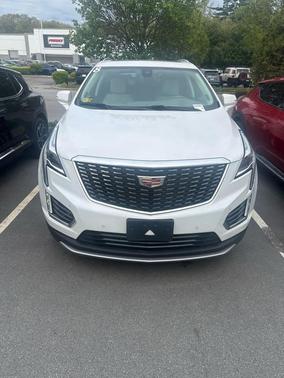 Crystal White Tricoat 2024 Cadillac XT5 Premium Luxury