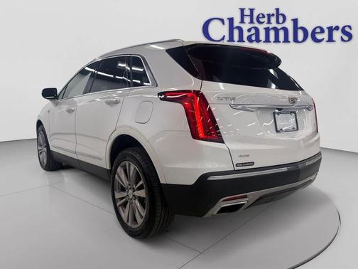 Crystal White Tricoat 2024 Cadillac XT5 Premium Luxury